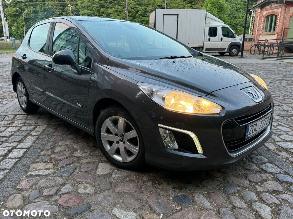 Peugeot 308 1.6 e-HDi Style STT - 1