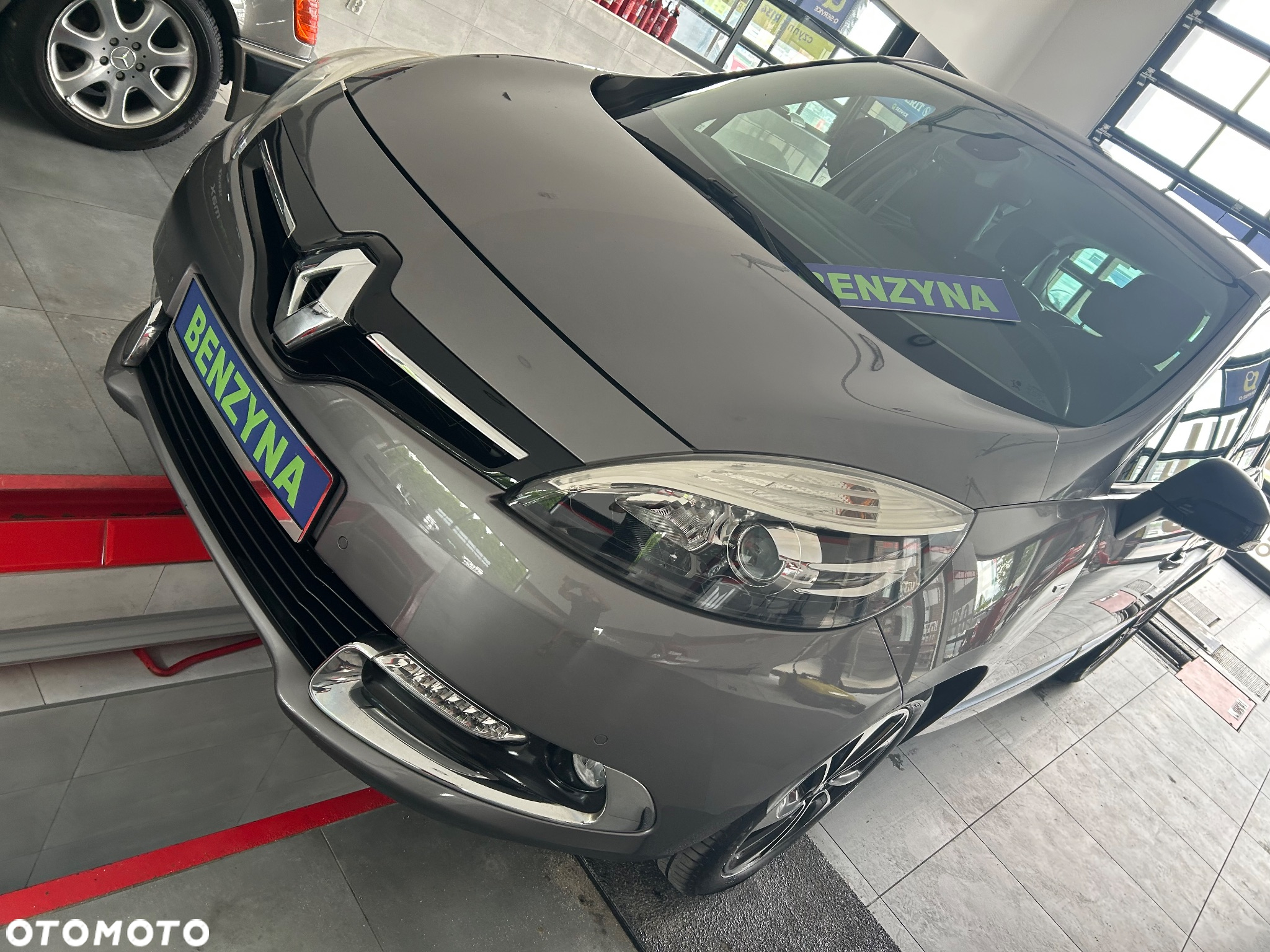 Renault Scenic ENERGY TCe 130 BOSE EDITION - 3