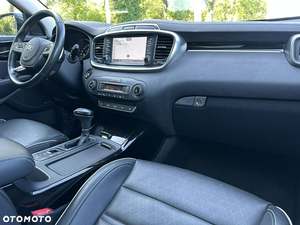 Kia Sorento 2.2 CRDi AWD GT Line - 25