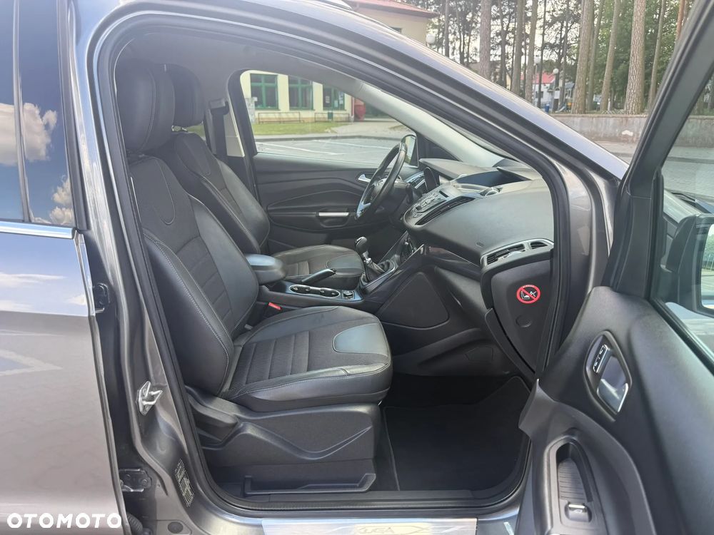 Ford Kuga 2.0 TDCi Titanium FWD - 37
