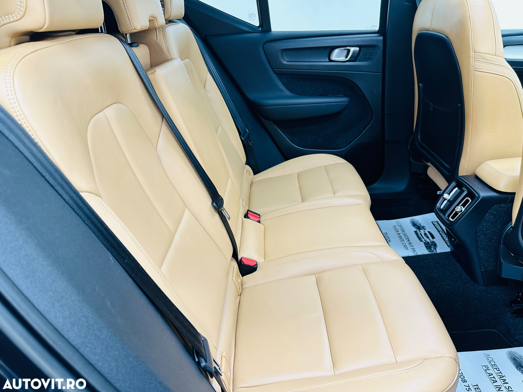 Volvo XC 40 - 11