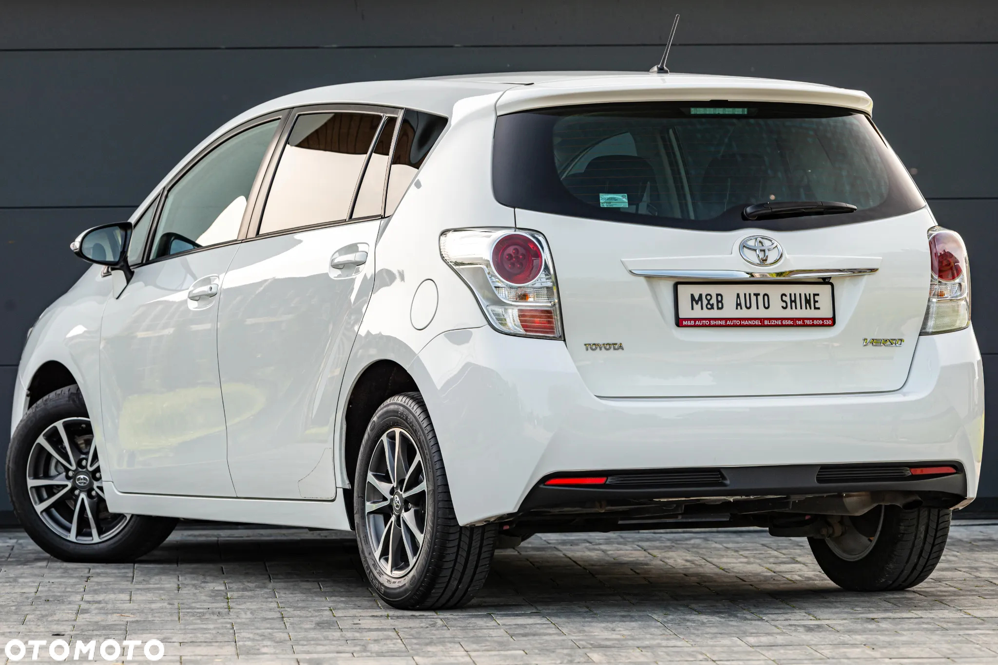 Toyota Verso 1.6 D-4D 5-Sitzer Start/Stop Executive - 4