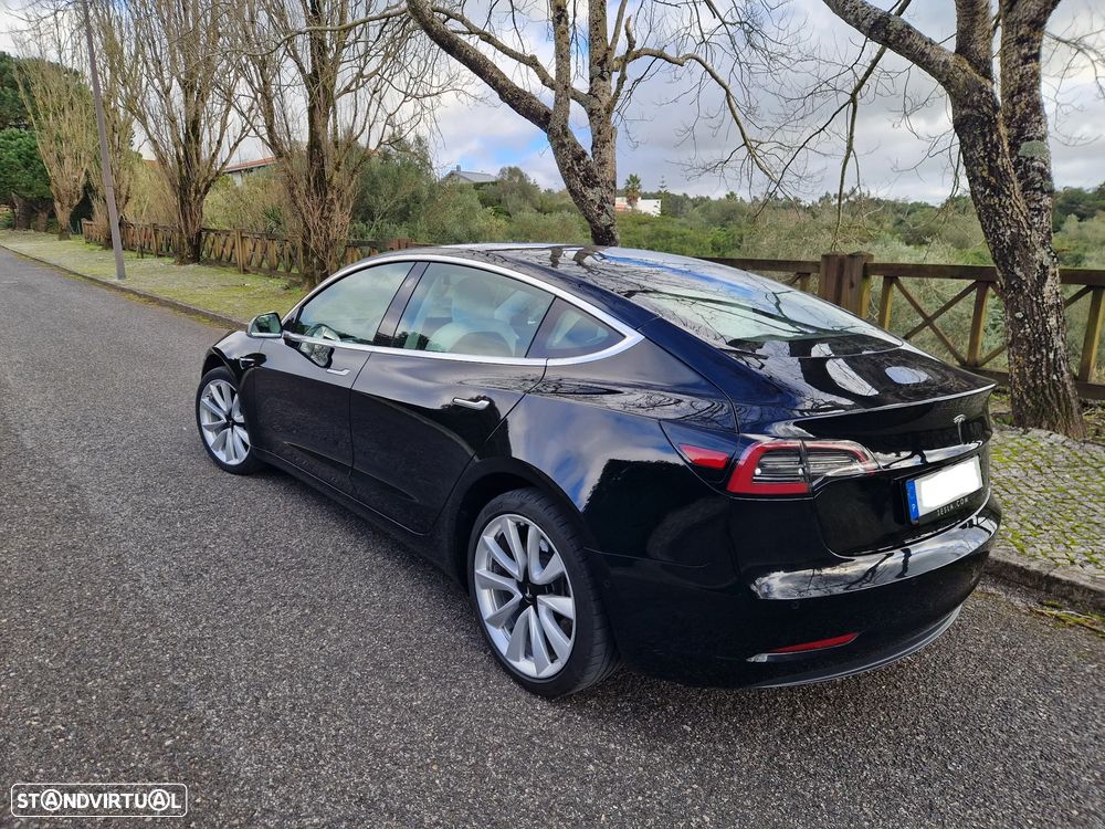 Tesla Model 3 Standard Range Plus RWD - 2