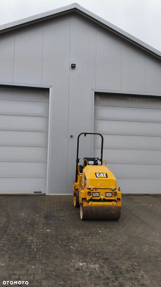 Caterpillar CB14 - 10