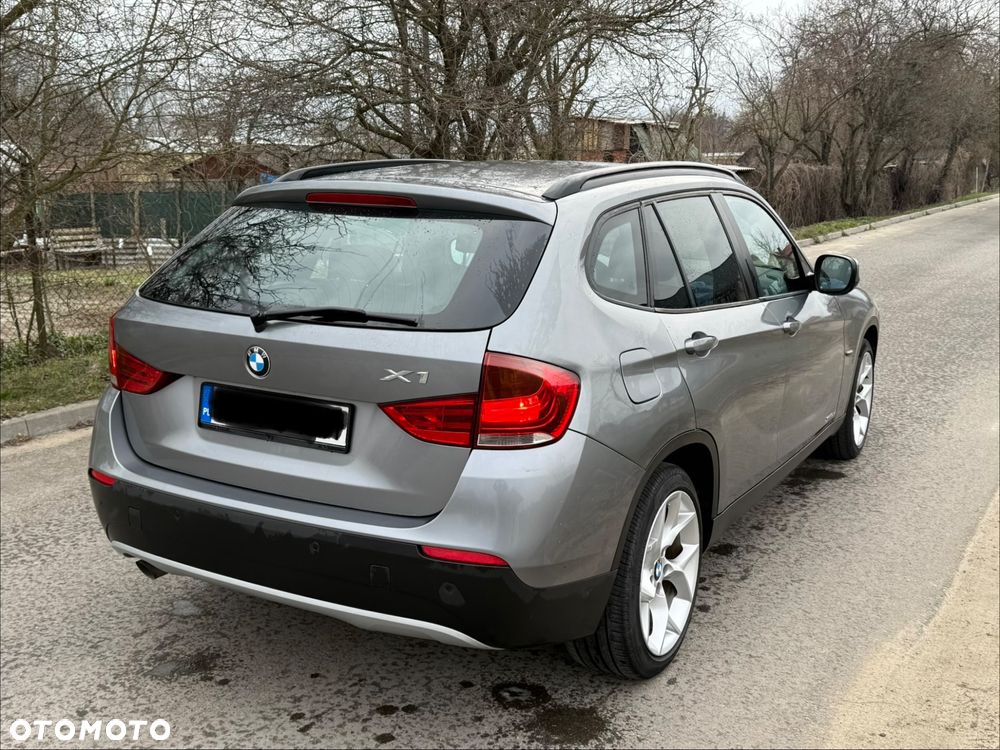BMW X1 xDrive20d - 13