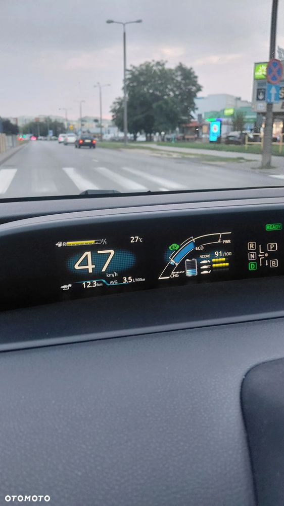 Toyota Prius 1.8 Hybrid Prestige - 2