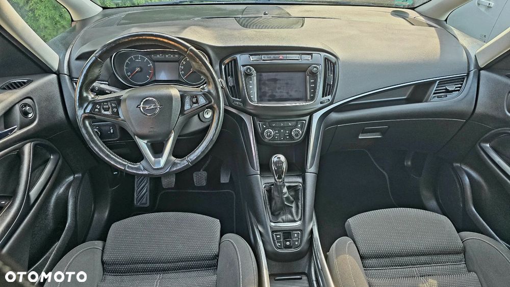 Opel Zafira Tourer 1.6 ECOTEC DIT ecoFLEX Start/Stop Business Innovation - 20