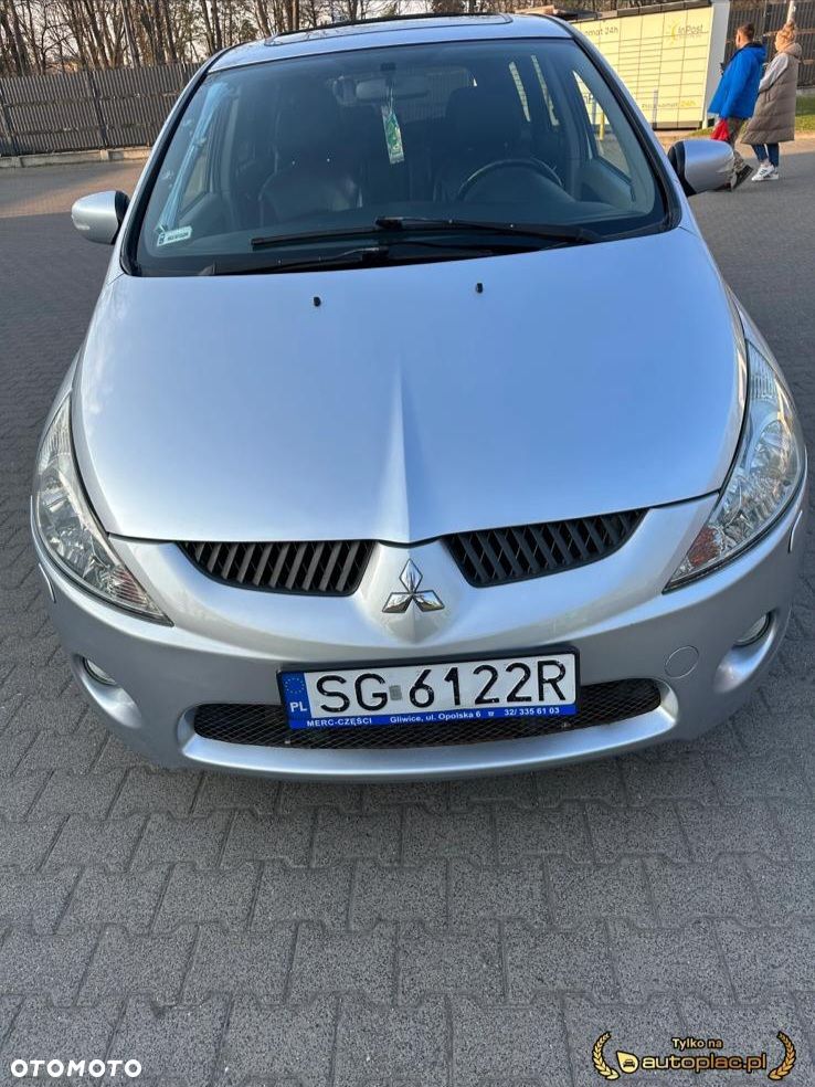 Mitsubishi Grandis - 3