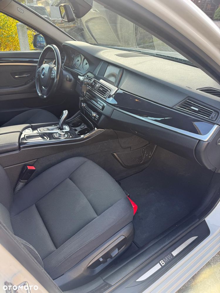 BMW Seria 5 - 10