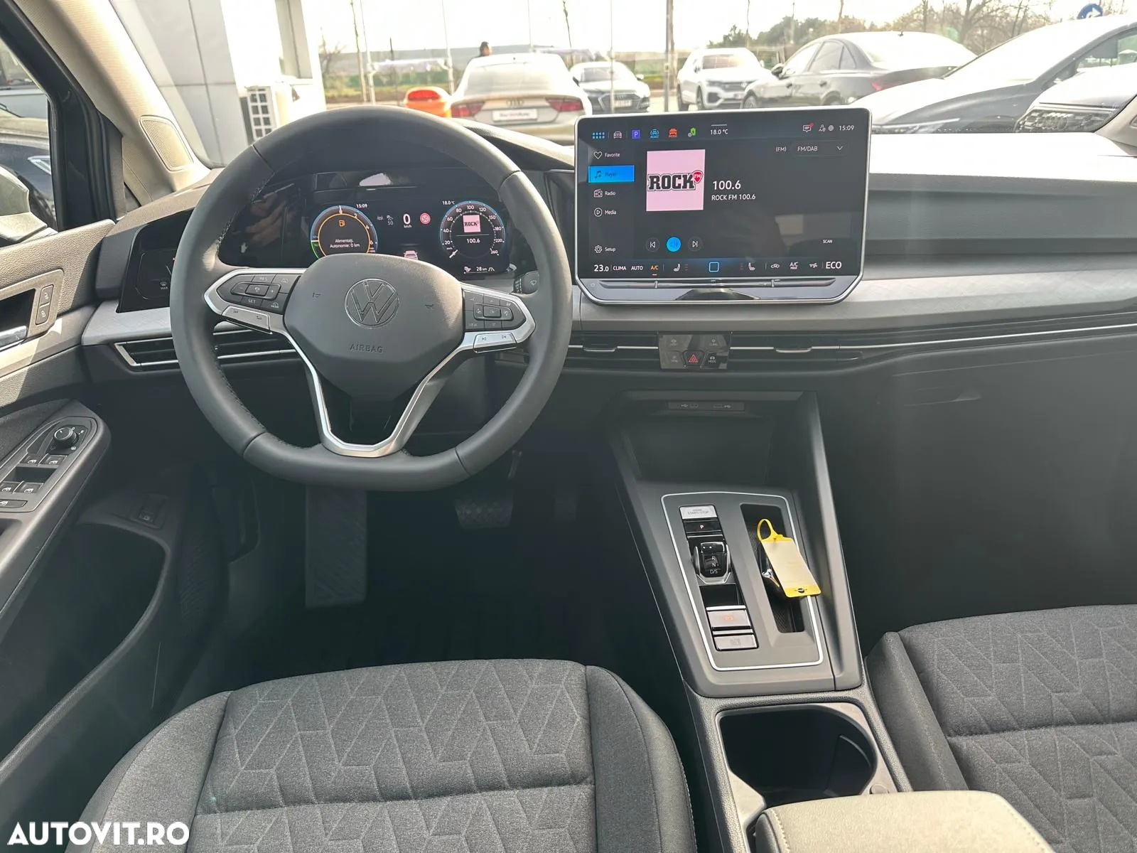 Volkswagen Golf 1.5 TSI eHybrid DSG PHEV Life - 13