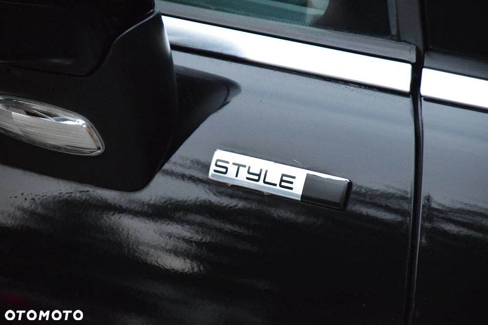 Peugeot 5008 HDI FAP 150 Style - 24