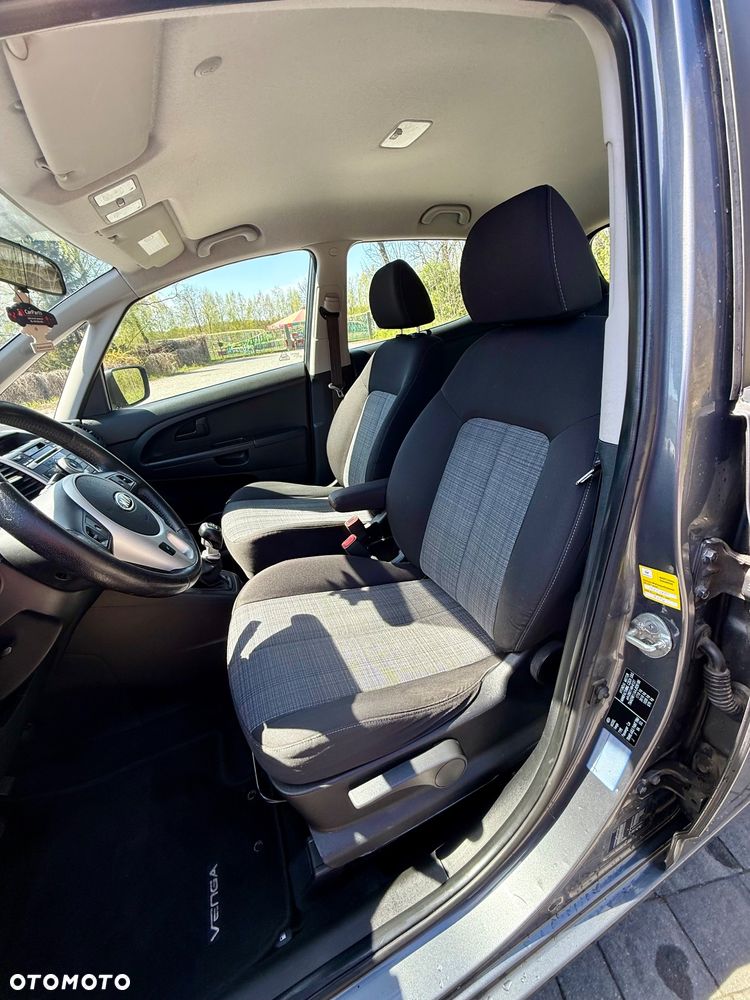 Kia Venga 1.4 CVVT Titanium Collection - 23