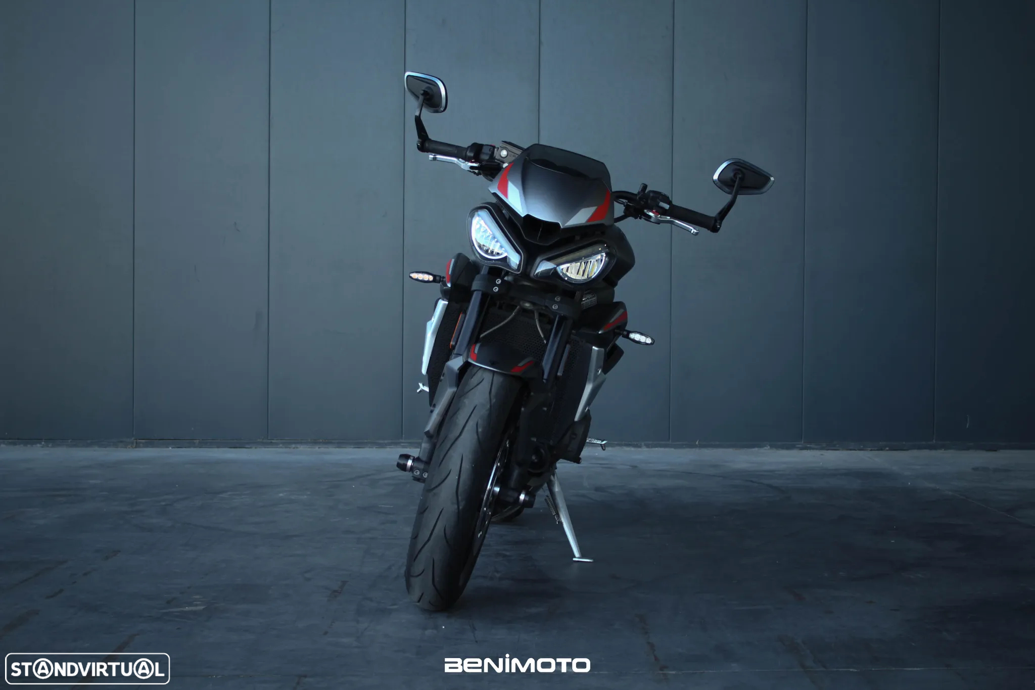 Triumph Street Triple 765 - 2