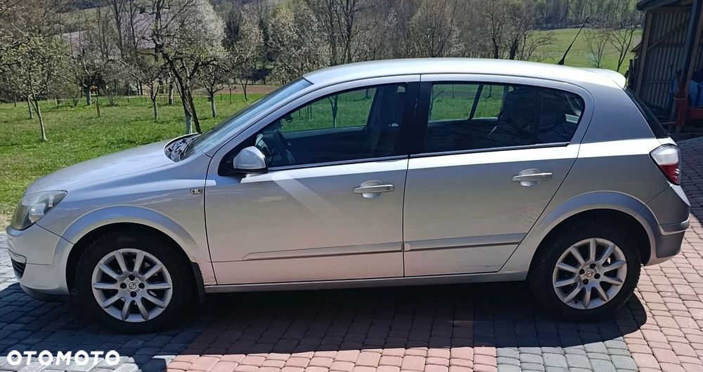 Opel Astra - 4