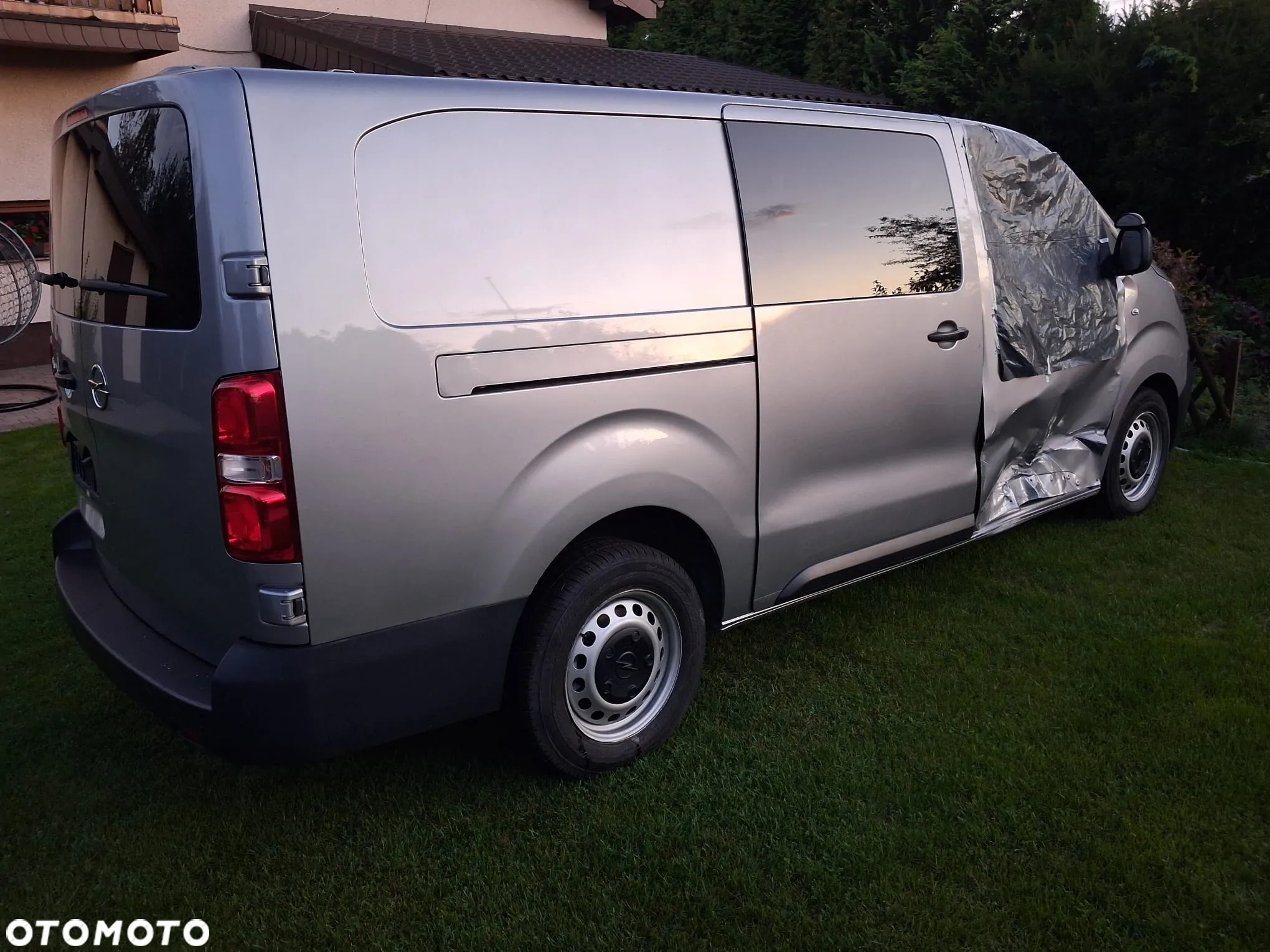 Opel Vivaro - 3