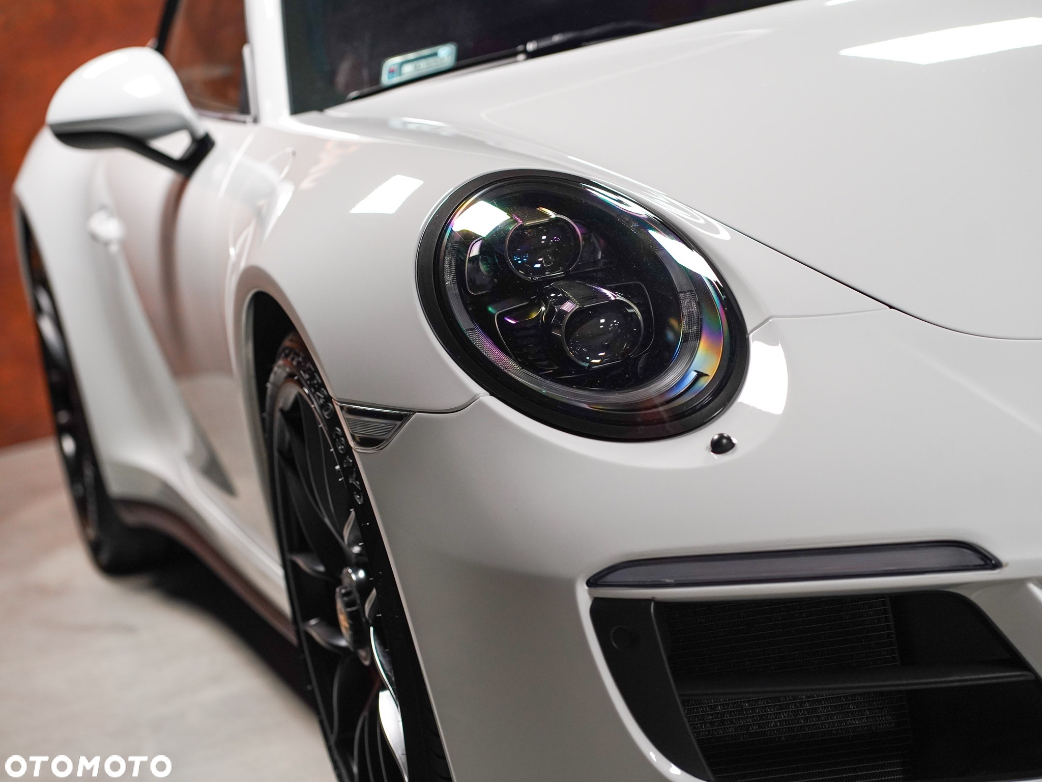 Porsche 911 Carrera 4 GTS PDK Cabrio - 7