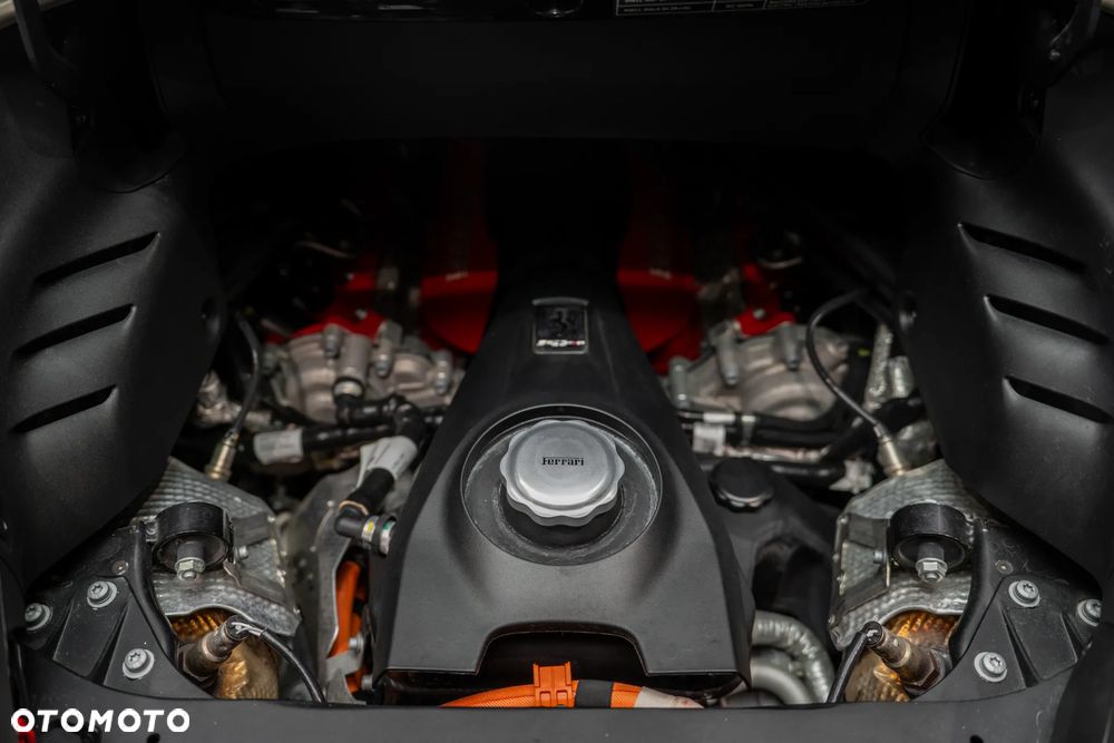 Ferrari SF90 Spider - 31