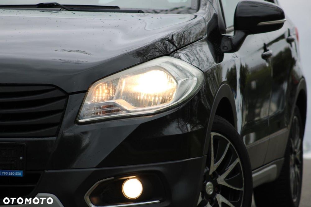 Suzuki SX4 S-Cross 1.6 VVT CVT 4x2 limited - 32