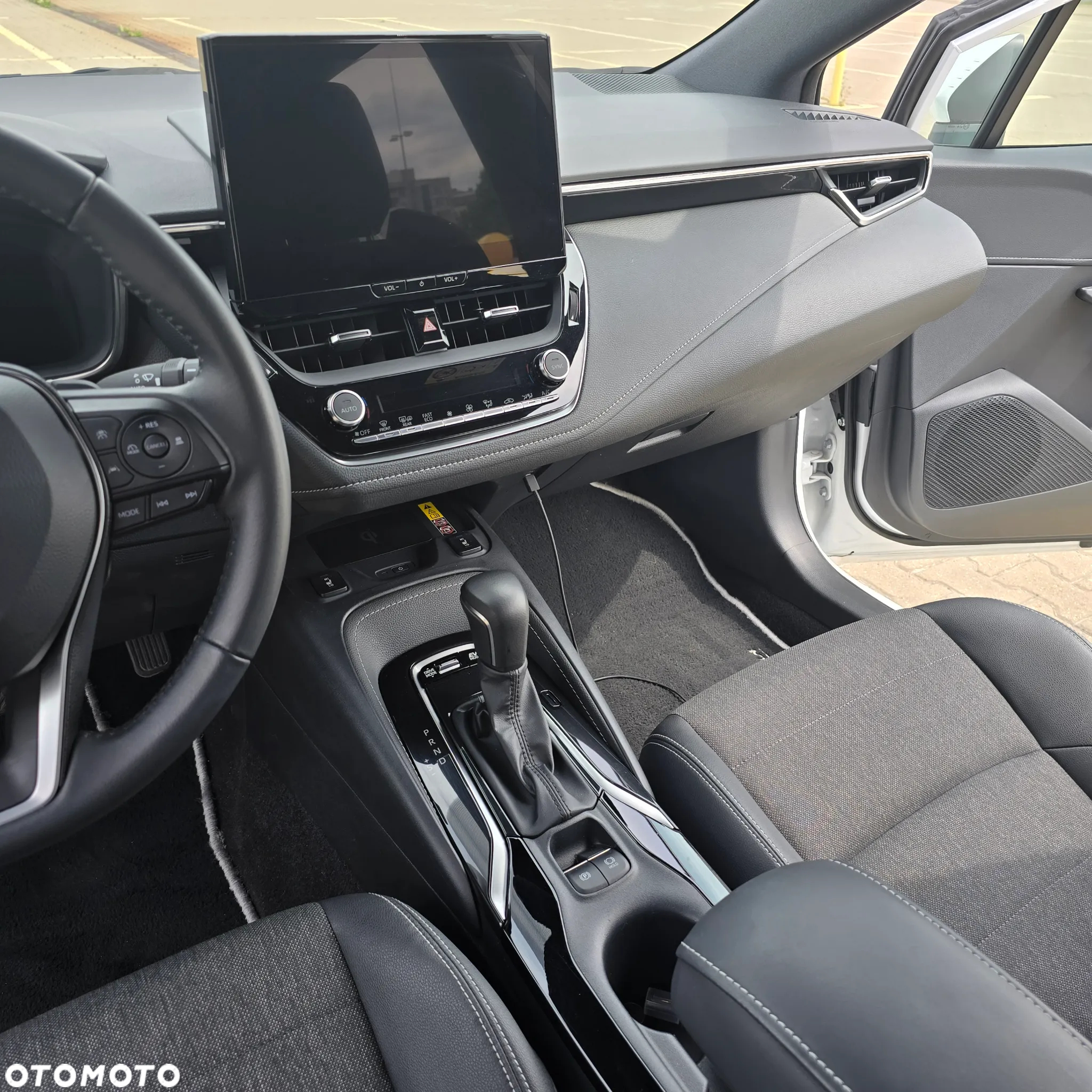 Toyota Corolla - 14