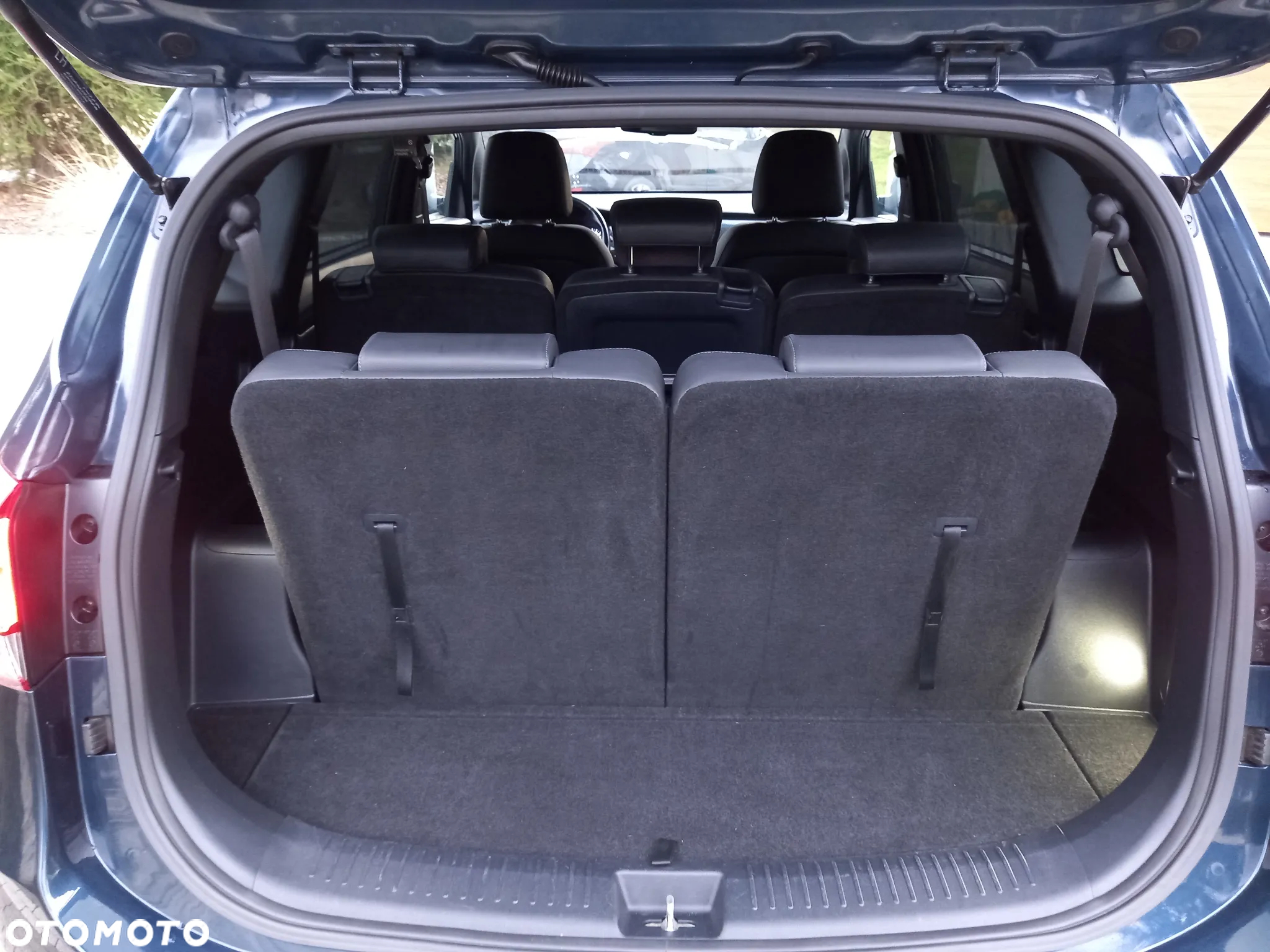 Kia Carens 1.7 CRDi Business Line 7os - 11