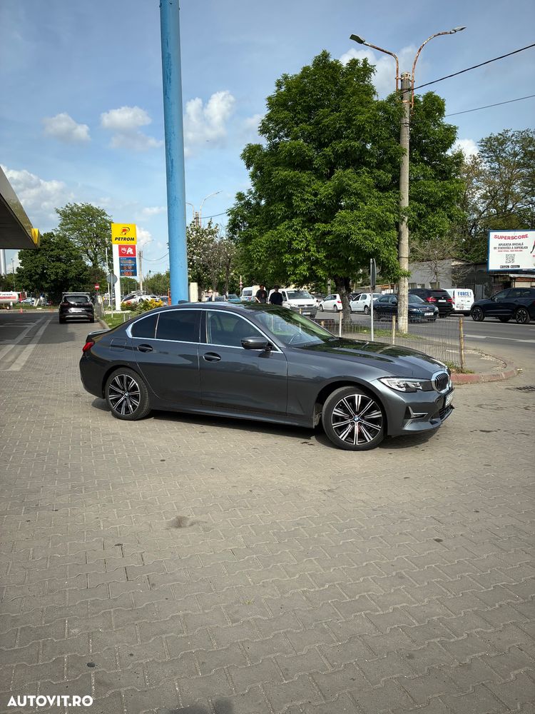BMW Seria 3 320d xDrive AT Luxury Line - 30