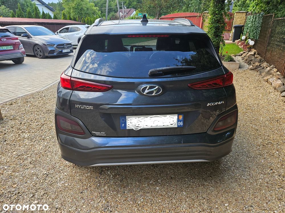 Hyundai Kona 64kWh Platinum - 7