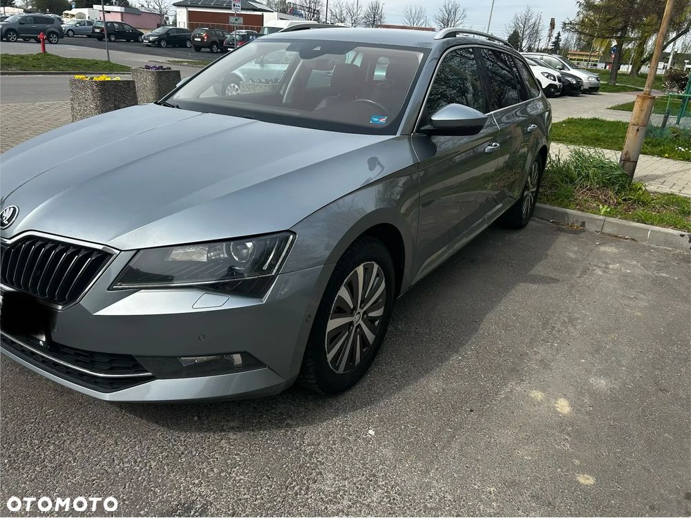 Skoda Superb 1.6 TDI Style Greenline - 10