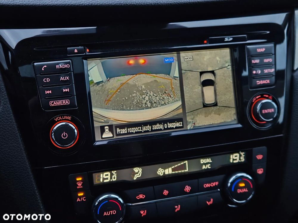 Nissan Qashqai 1.2 DIG-T N-Connecta Xtronic EU6 - 9