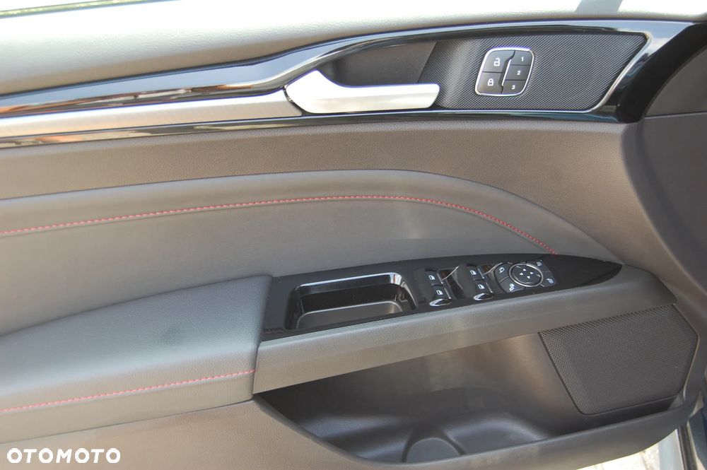 Ford Mondeo 2.0 EcoBlue ST-Line - 17