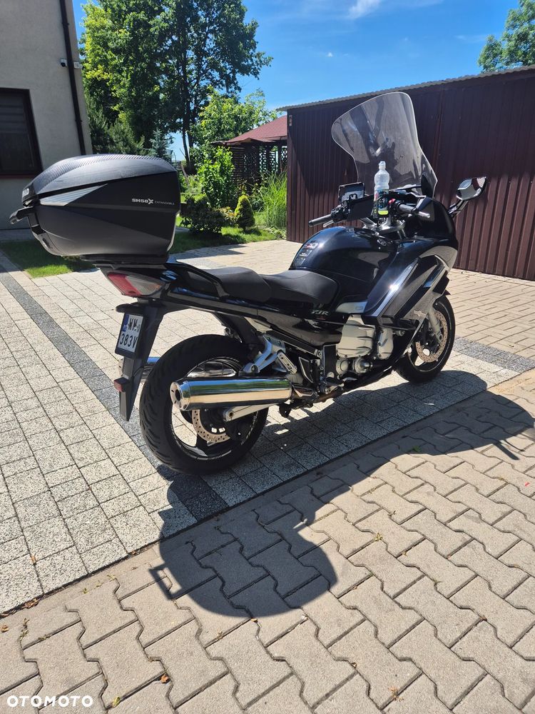 Yamaha FJR - 3