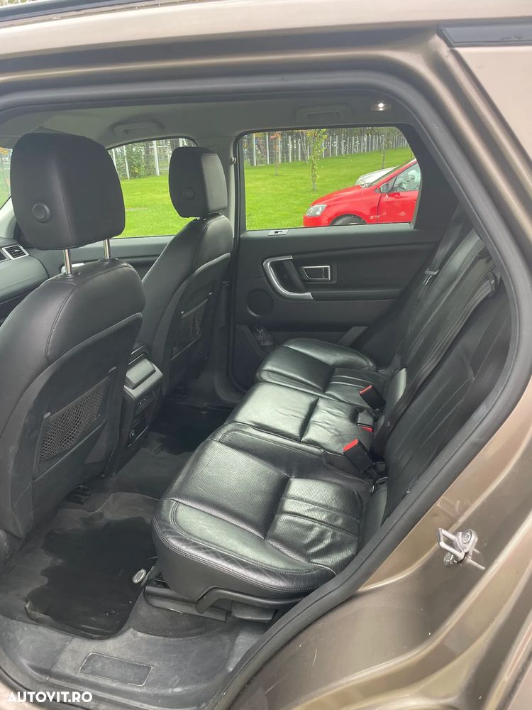 Land Rover Discovery Sport - 16