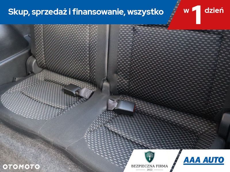 Nissan Qashqai+2 - 17