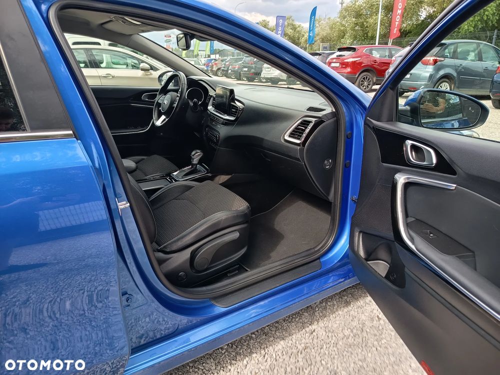 Kia Ceed 1.4 T-GDI DCT OPF Spirit - 33