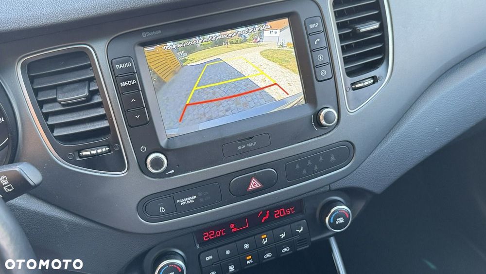 Kia Carens - 22