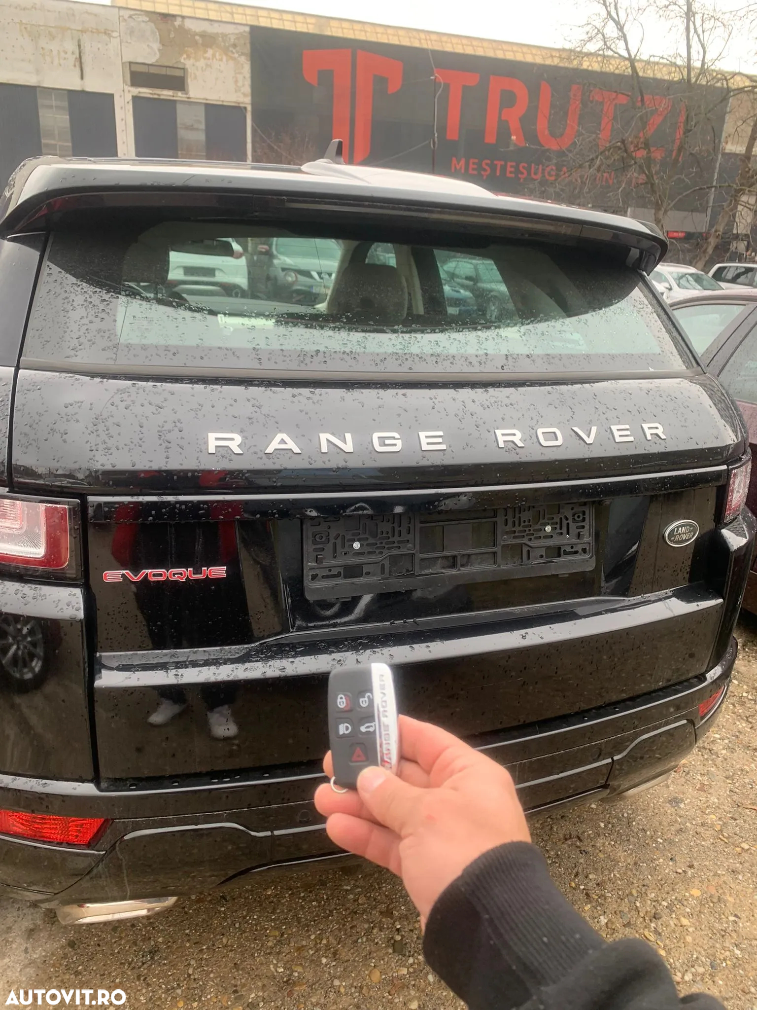 Land Rover -Range Rover Adaugare/ProgramareReparatii chei - 7