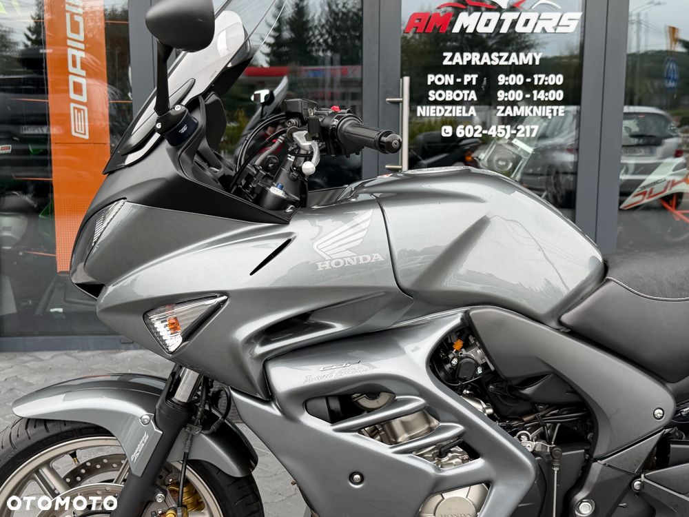 Honda CBF - 32