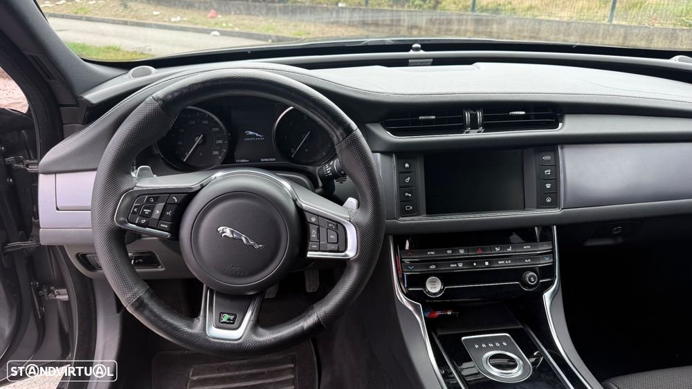 Jaguar XF Sportbrake 2.0 D R-Sport Aut. - 23