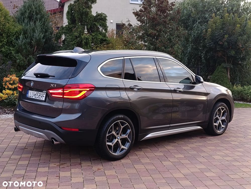 BMW X1 - 11