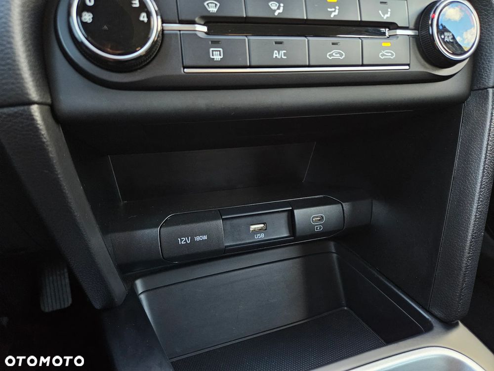 Kia Ceed 1.5 T-GDI S - 36