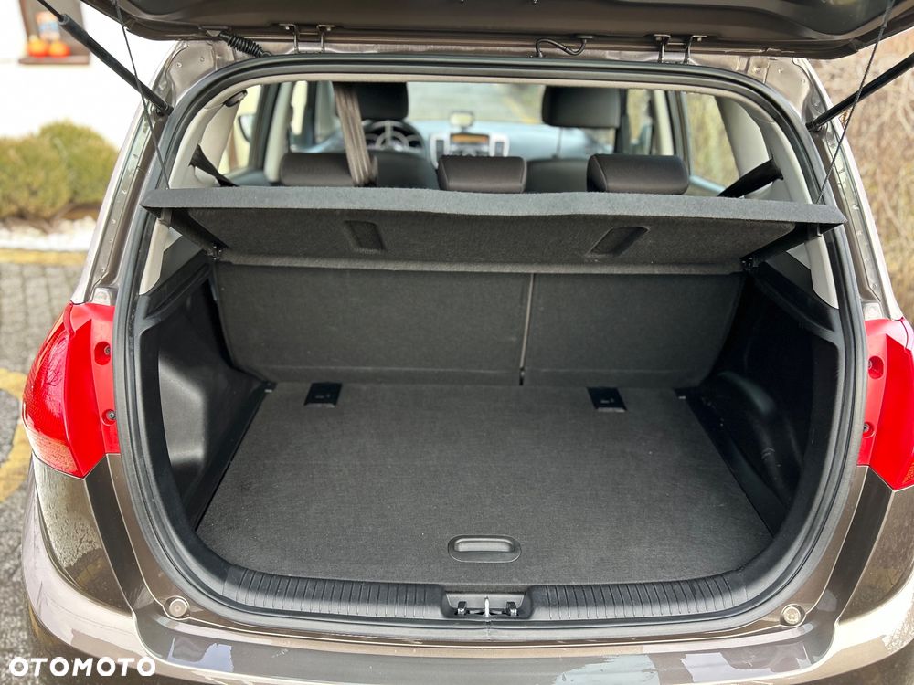 Kia Venga 1.6 CVVT Automatik Platinum Edition - 22