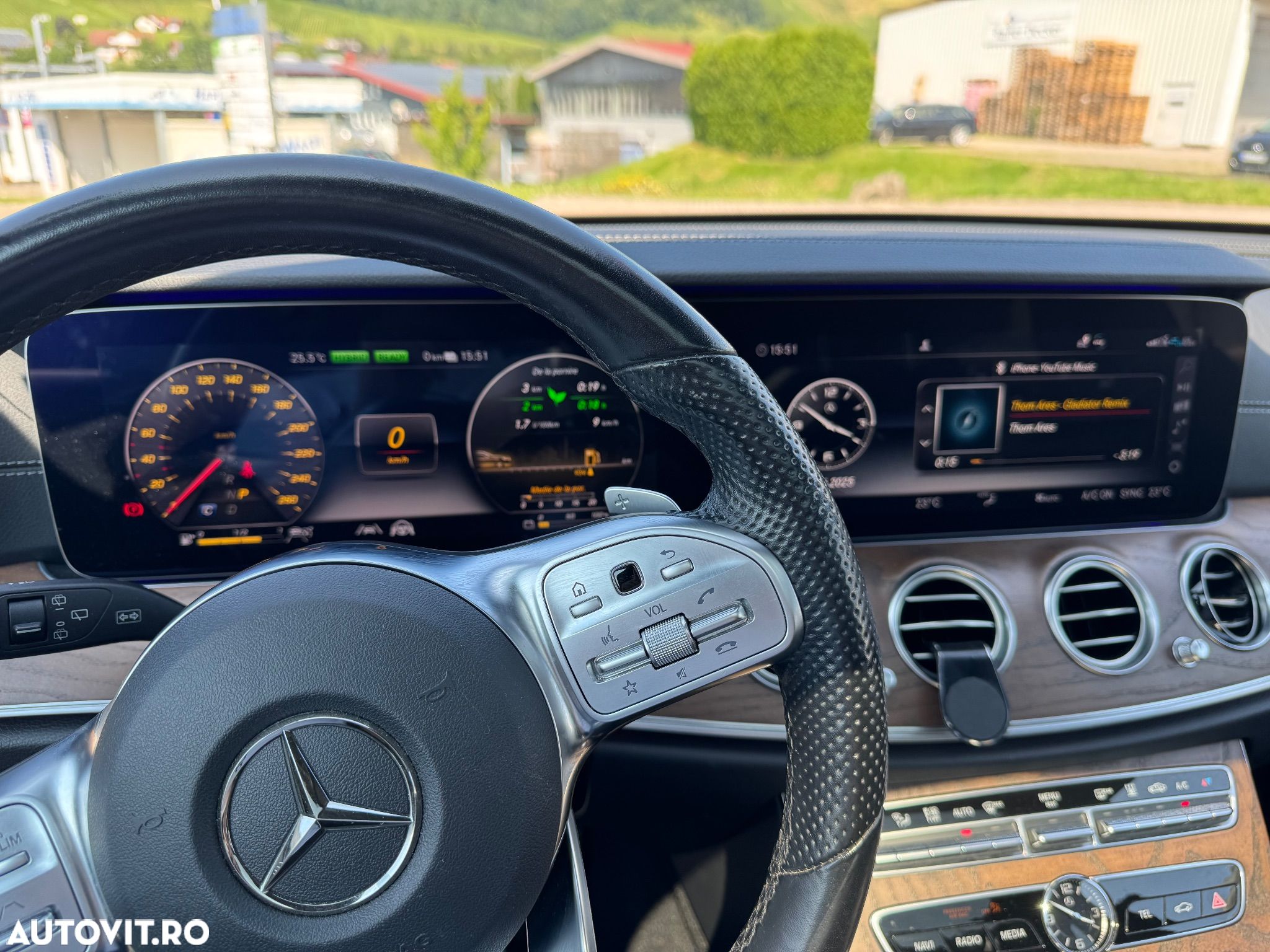 Mercedes-Benz E 300 Hybrid de T-Modell Aut. - 1