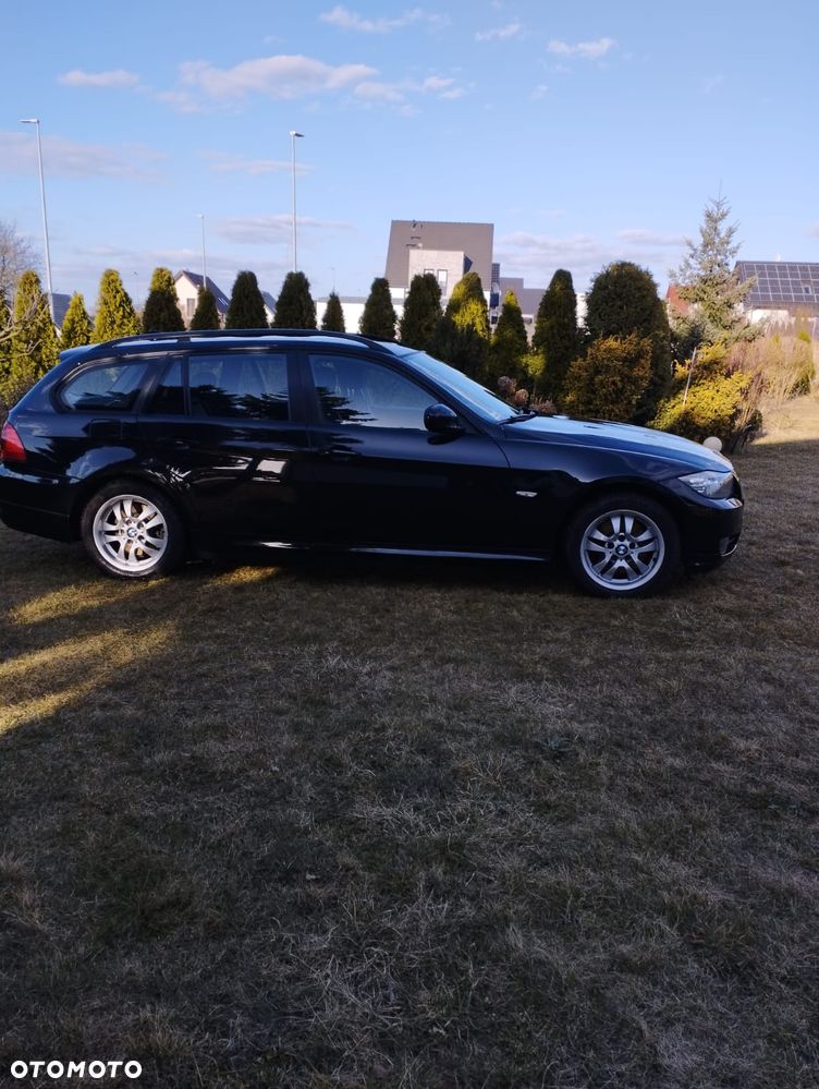 BMW Seria 3 320d - 8