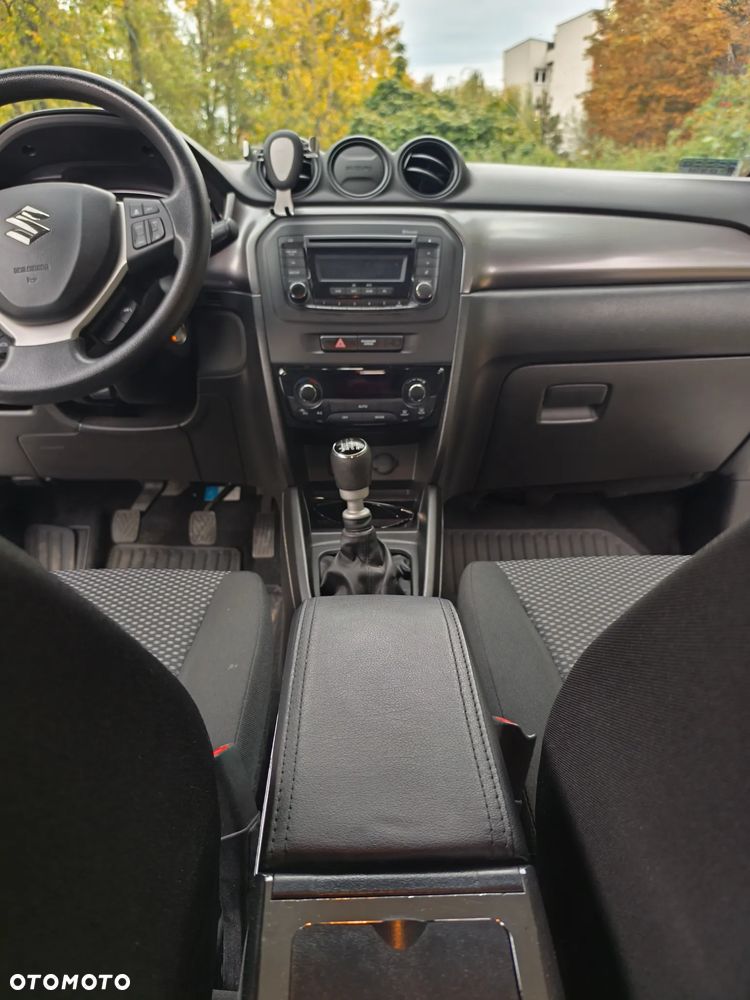 Suzuki Vitara - 12