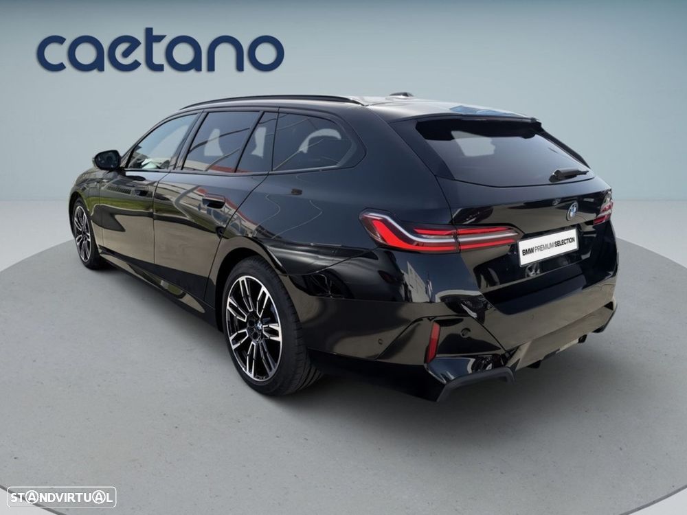 BMW 530 e Pack Desportivo M - 5