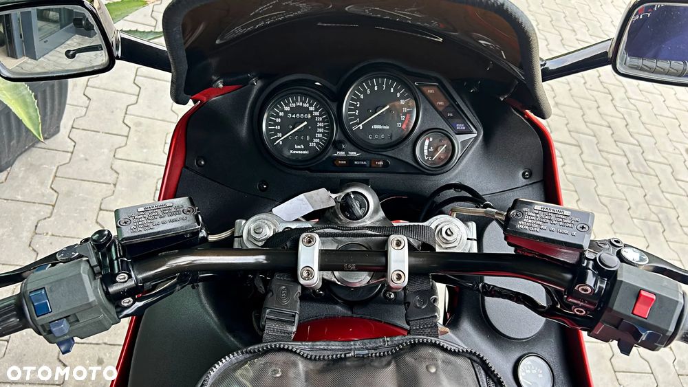 Kawasaki ZZR - 8