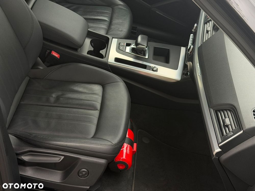 Audi Q5 45 TFSI mHEV Quattro S Line S tronic - 23