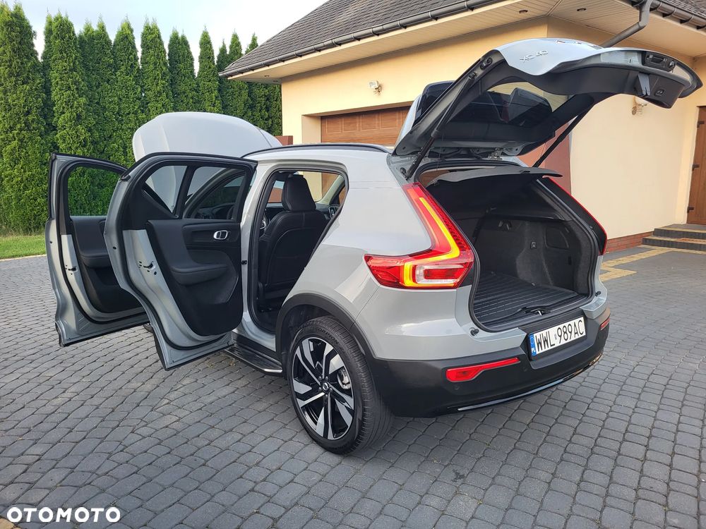 Volvo XC 40 B5 AWD Ultimate Dark - 16