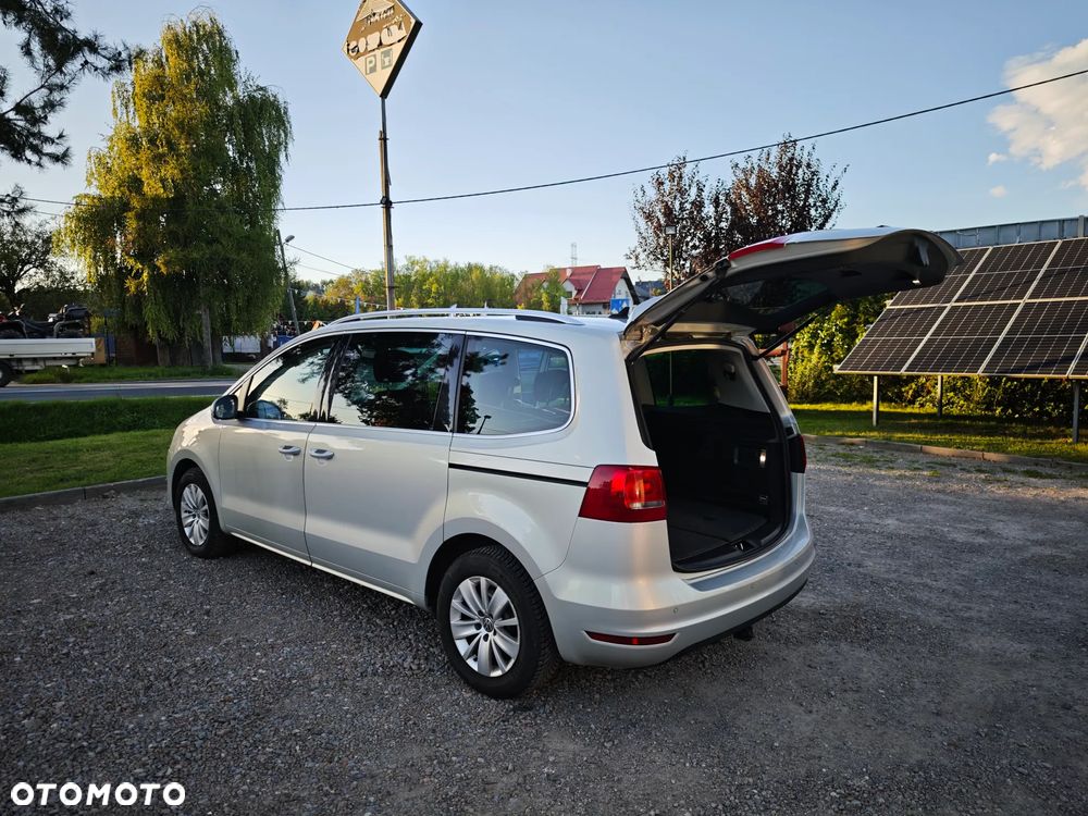 Volkswagen Sharan 2.0 TDI Comfortline DSG - 16