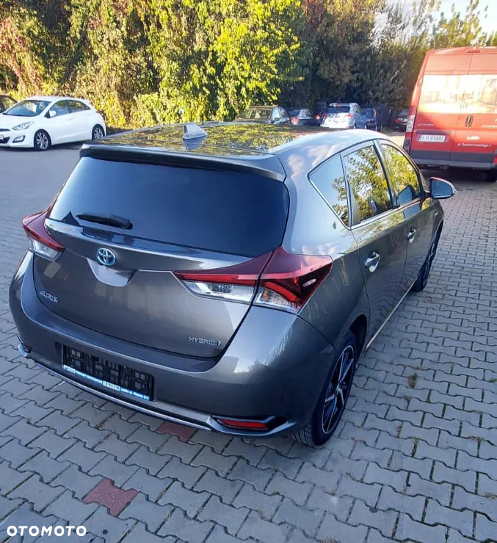 Toyota Auris - 3