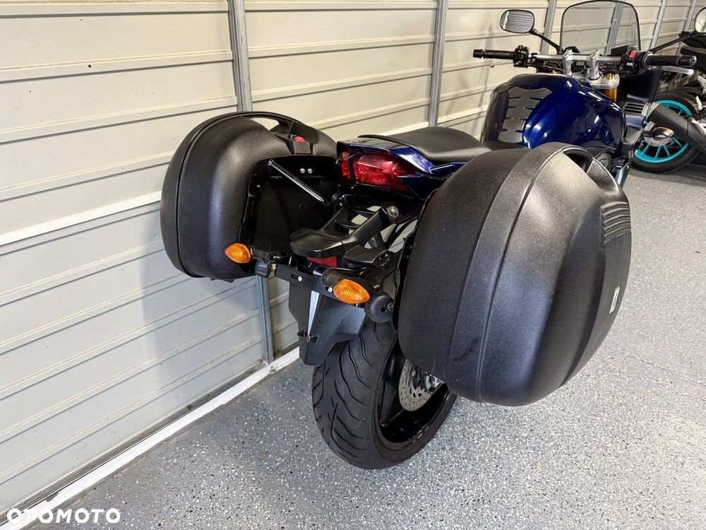 Yamaha FZ - 4